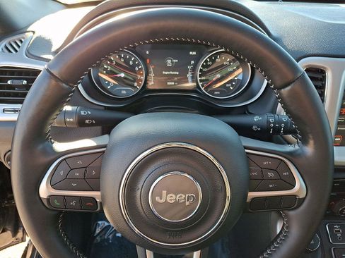 Used 2021 Jeep Compass Latitude w/ Sun and Sound Group image 21