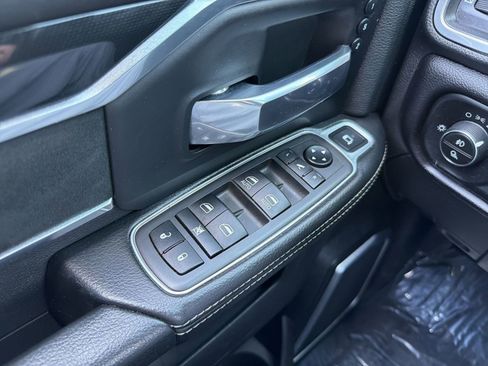 Used 2021 RAM 2500 Laramie AWD/4WD image 12