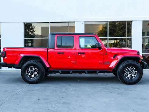 Used 2021 Jeep Gladiator Sport w/ Quick Order Package 24Q 80Th AWD/4WD image 8