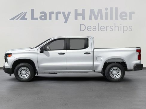 Used 2023 Chevrolet Silverado 1500 High Country w/ Technology Package AWD/4WD image 4