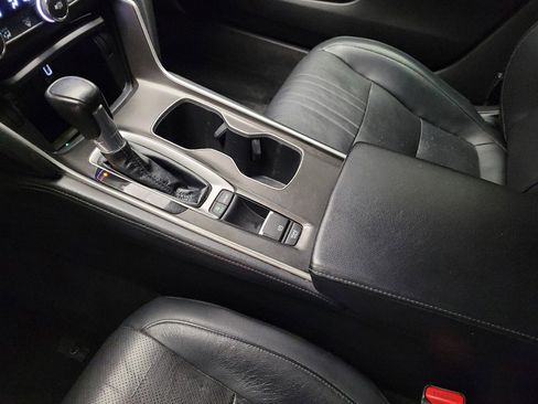 Used 2018 Honda Accord Touring image 26