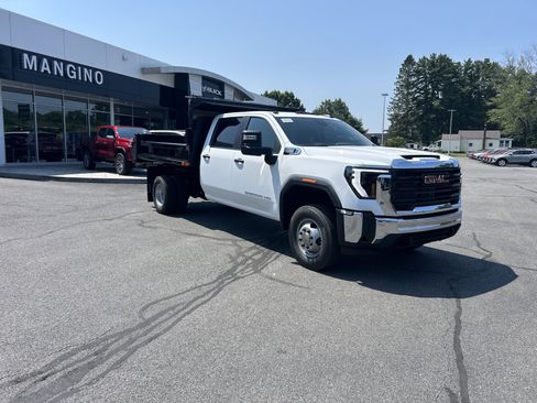 New 2026 GMC Sierra 3500 Pro w/ Convenience Package AWD/4WD image 11