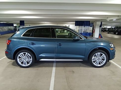 Used 2018 Audi Q5 Prestige w/ Prestige Package AWD/4WD image 4
