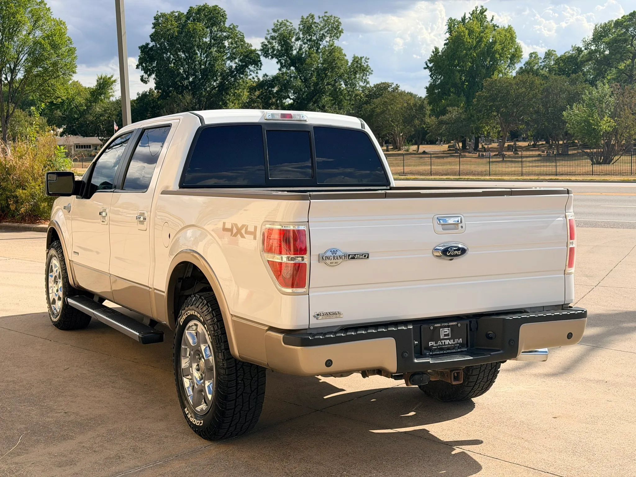 Used 2013 Ford F150 King Ranch w/ King Ranch Luxury Pkg AWD/4WD image 3