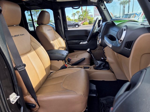 Certified 2018 Jeep Wrangler Unlimited Rubicon w/ Connectivity Group AWD/4WD image 19