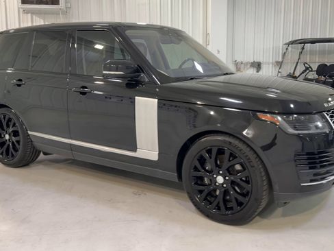Used 2022 Land Rover Range Rover Westminster Edition image 3