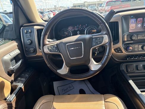 Used 2017 GMC Sierra 1500 Denali w/ Denali Ultimate Package image 17
