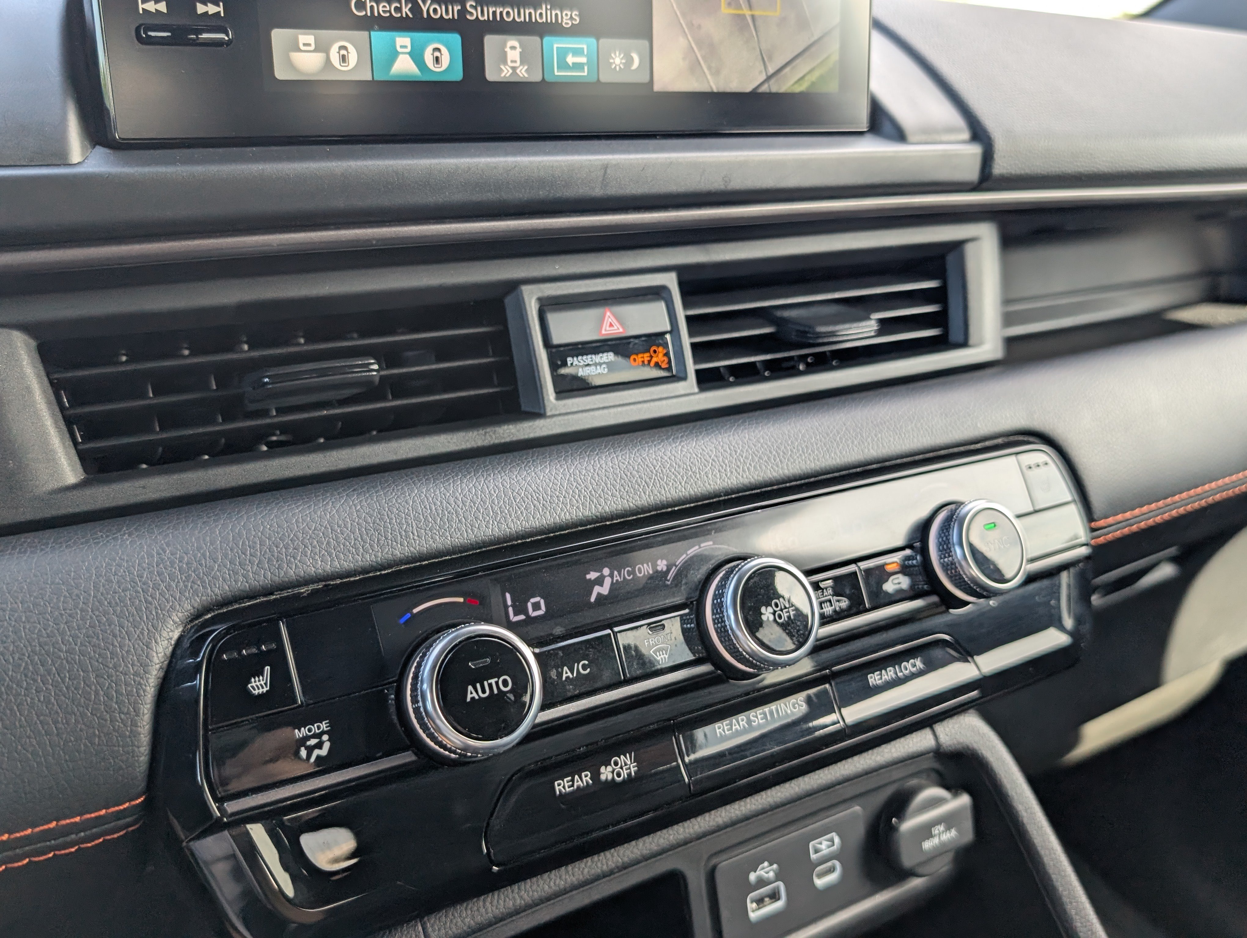 Used 2025 Honda Pilot TrailSport image 18