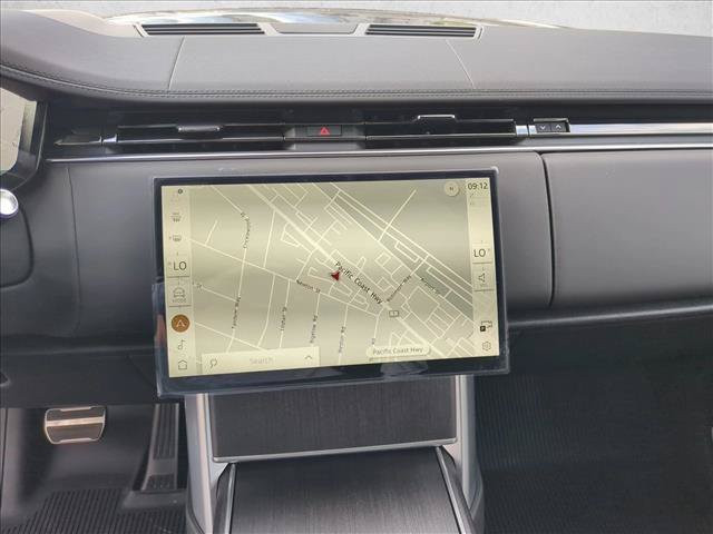 New 2026 Land Rover Range Rover Long Wheelbase SE AWD/4WD image 12