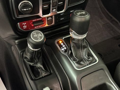 Certified 2025 Jeep Wrangler Unlimited Sport S 4xe AWD/4WD image 49