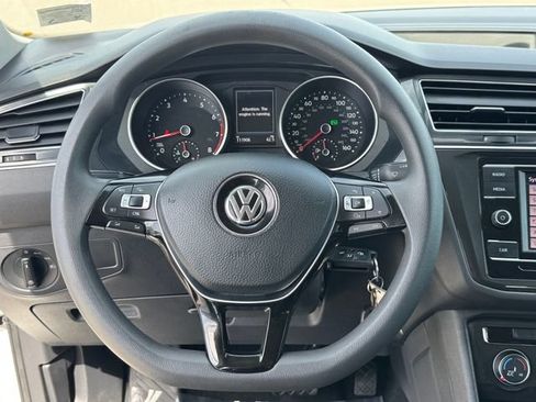 Used 2018 Volkswagen Tiguan S FWD image 22
