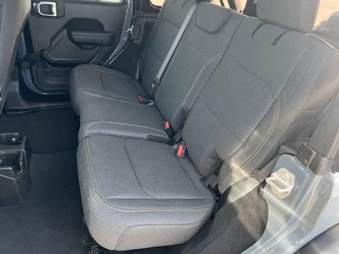 Used 2024 Jeep Wrangler Willys image 3