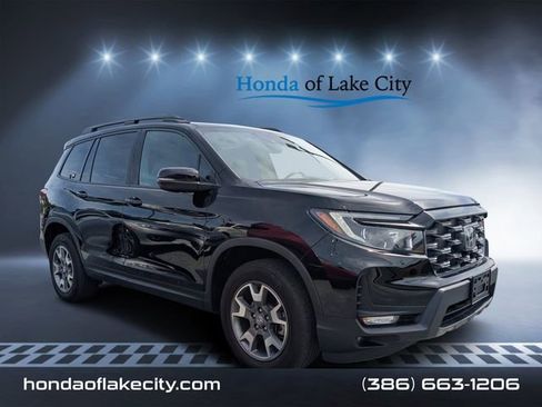 Used 2023 Honda Passport TrailSport image 1