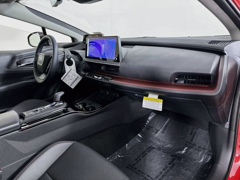 New 2026 Toyota Prius Plug-In Hybrid FWD image 29