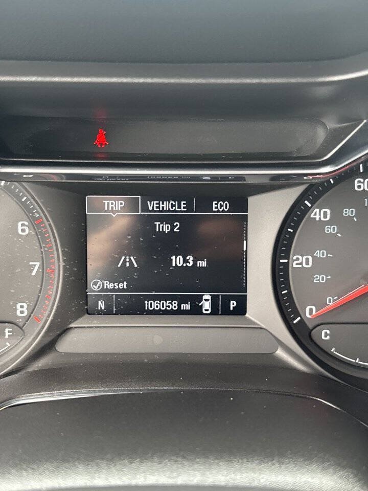 Used 2023 Chevrolet TrailBlazer LT FWD image 12
