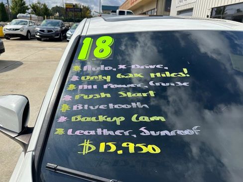 Used 2018 BMW 330i xDrive Sedan image 2