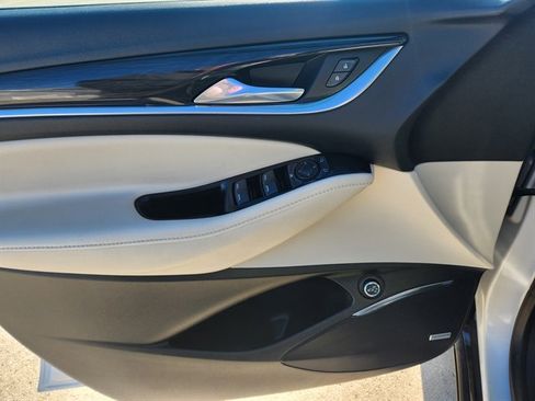 Used 2023 Buick Enclave Essence w/ Experience Buick Package image 10