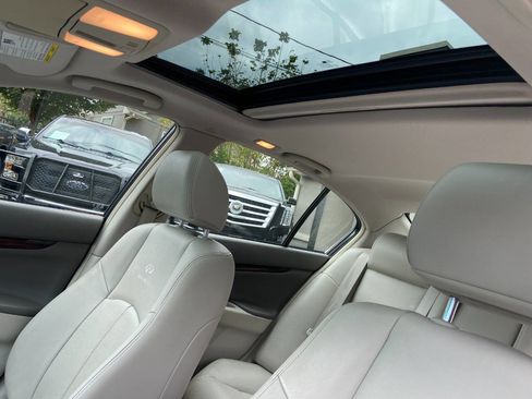 Used 2013 INFINITI G37 Journey w/ Premium Pkg image 17