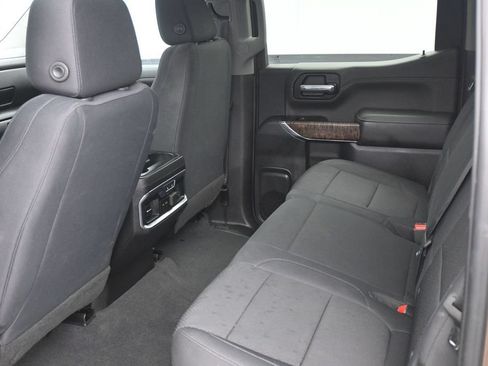 Used 2019 Chevrolet Silverado 1500 Custom w/ Custom Value Package RWD image 13