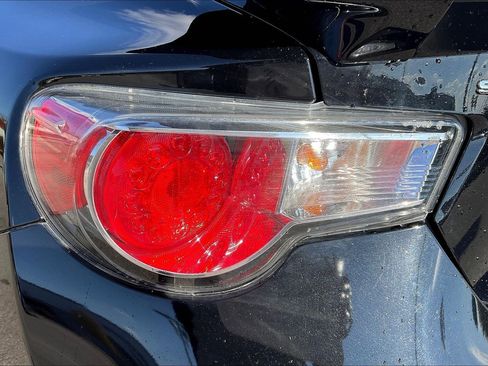 Used 2016 Subaru BRZ Limited w/ Popular Package #4 image 19