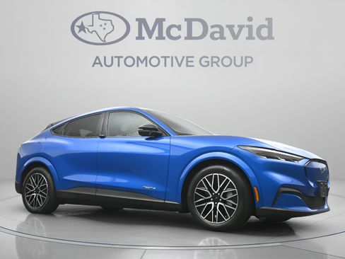 Used 2025 Ford Mustang Mach-E Premium RWD image 29