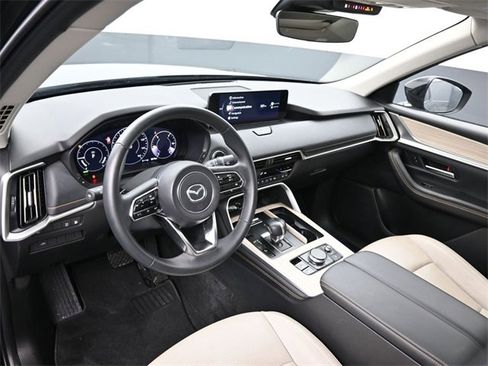 Used 2024 MAZDA CX-90 Plug-In Hybrid w/ Preferred image 10