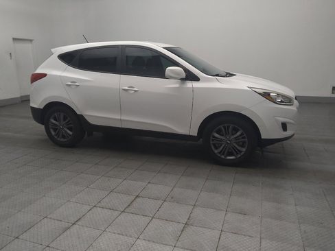 Used 2015 Hyundai Tucson GLS w/ Option Group 02 FWD image 11