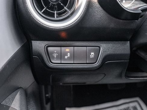 Used 2024 Kia Forte LXS w/ LXS Technology Package FWD image 20
