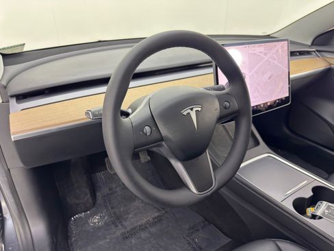 Used 2022 Tesla Model 3 Long Range image 13