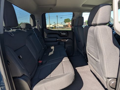 Used 2020 GMC Sierra 1500 Elevation w/ Elevation Value Package AWD/4WD image 8