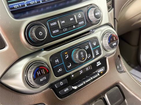 Used 2020 Chevrolet Tahoe LT image 15