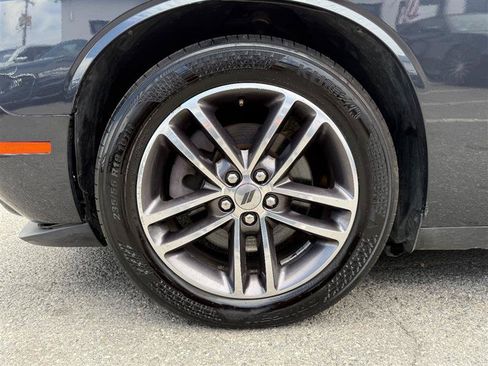 Used 2019 Dodge Challenger SXT AWD/4WD image 10
