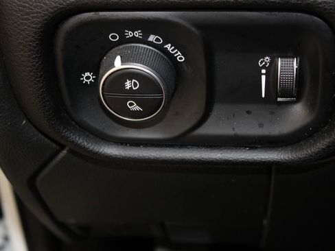 Used 2024 RAM 2500 Big Horn image 39