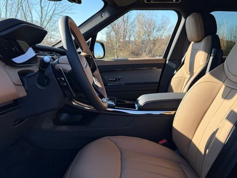 New 2025 Land Rover Range Rover Sport Dynamic SE AWD/4WD image 10