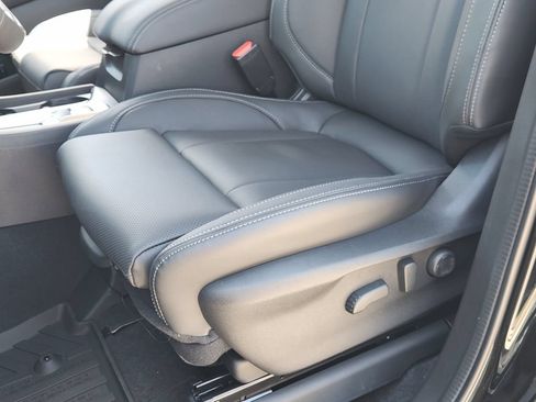 New 2026 Subaru Ascent Limited AWD/4WD image 18