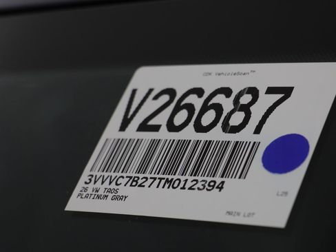 New 2026 Volkswagen Taos SE image 23