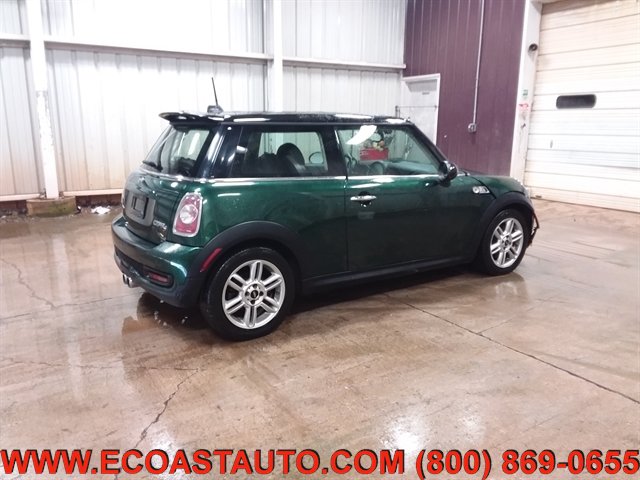 Used 2013 MINI Cooper S FWD image 2