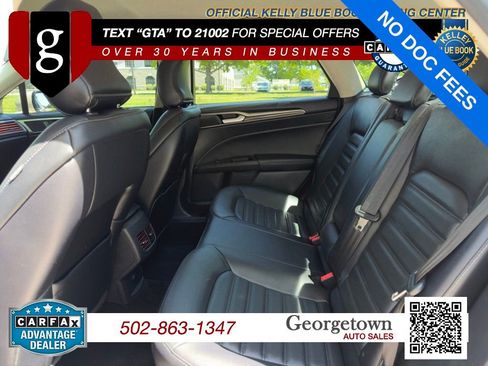 Used 2017 Ford Fusion SE w/ Fusion SE Technology Package FWD image 29