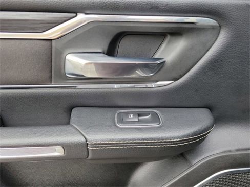 Used 2024 RAM 1500 Laramie image 19