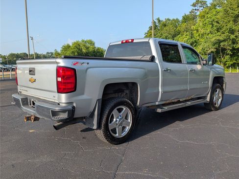 Used 2015 Chevrolet Silverado 2500 LT AWD/4WD image 5