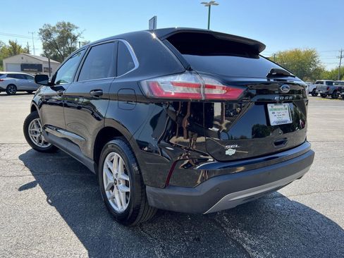 Used 2024 Ford Edge SEL image 8