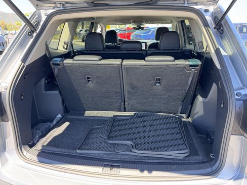 Used 2026 Volkswagen Atlas SE FWD image 36