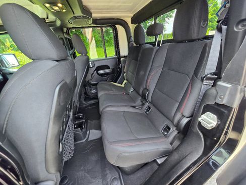 Used 2020 Jeep Gladiator Rubicon AWD/4WD image 19