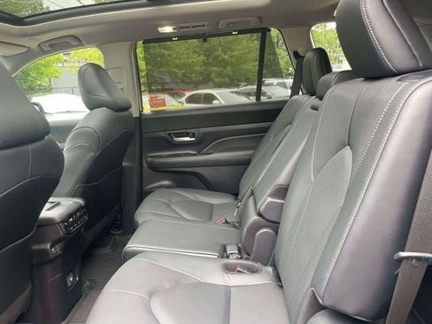 Used 2026 Toyota Grand Highlander AWD image 14
