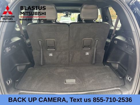 Used 2023 Jeep Grand Cherokee L Laredo AWD/4WD image 11