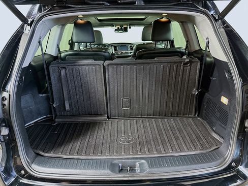 Used 2016 Toyota Highlander Limited Platinum AWD/4WD image 26