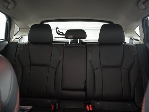 Used 2023 Subaru Crosstrek 2.5i Limited w/ Moonroof Package image 32