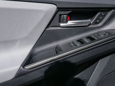 New 2026 Subaru Uncharted AWD image 23