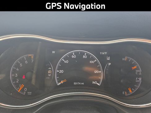Used 2020 Jeep Grand Cherokee Altitude AWD/4WD image 3