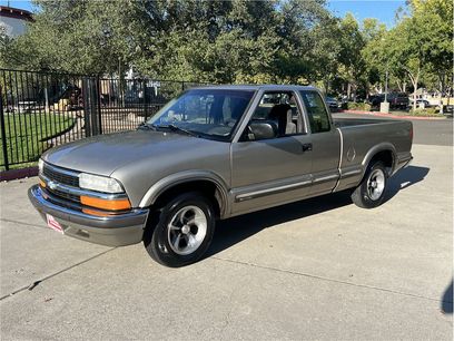 Used 1998 Chevrolet S10 Pickup LS